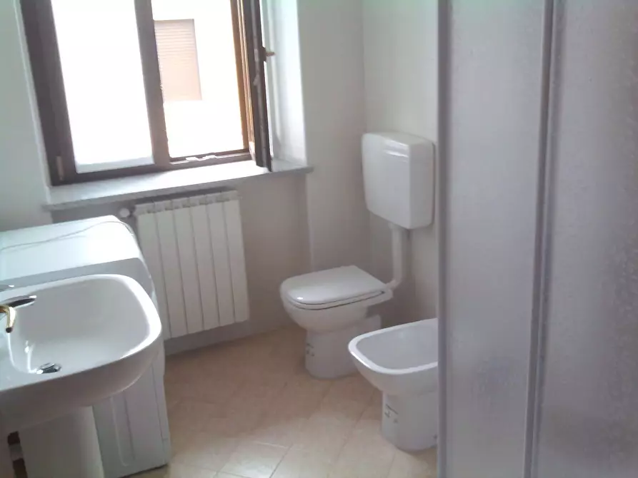 Immagine 9 di Appartamento in affitto  in Mameli a Agra