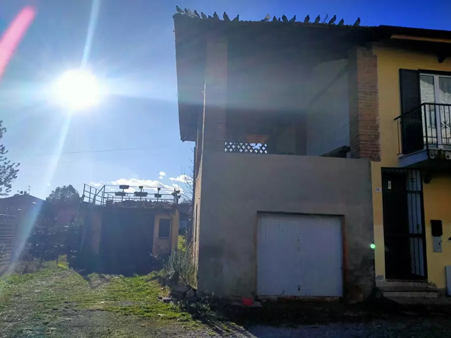 Immagine 1 di Rustico / casale in vendita  in morselli 26 a Biandronno