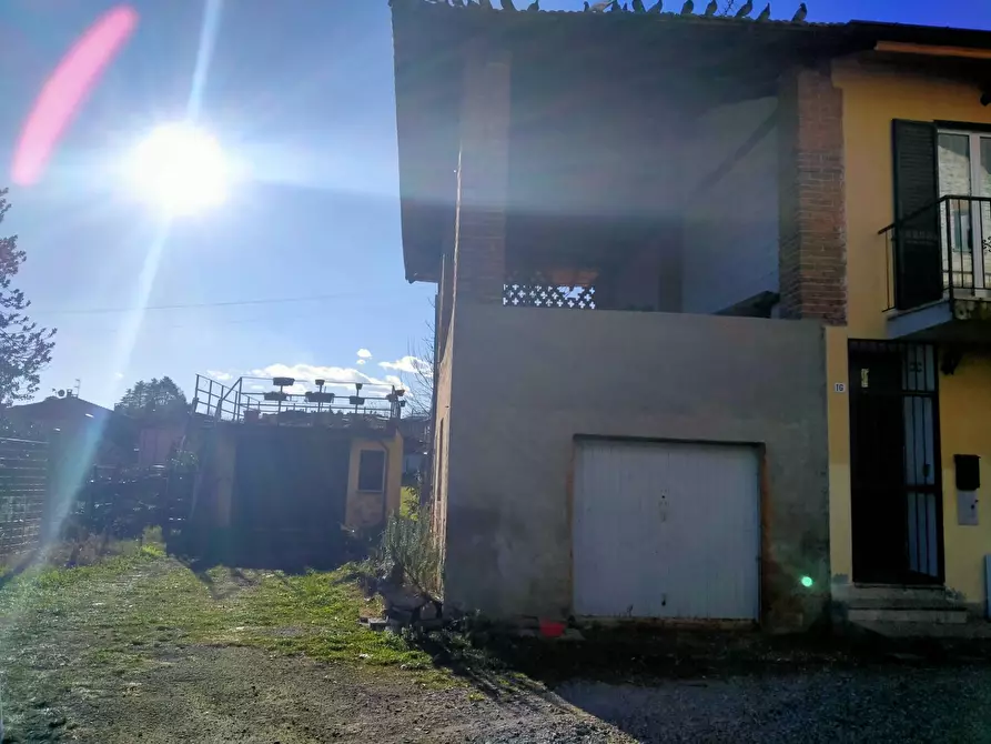 Immagine 2 di Rustico / casale in vendita  in morselli 26 a Biandronno