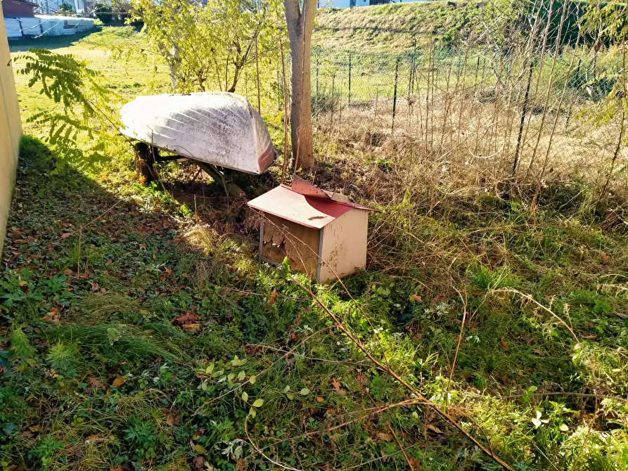 Immagine 43 di Rustico / casale in vendita  in morselli 26 a Biandronno