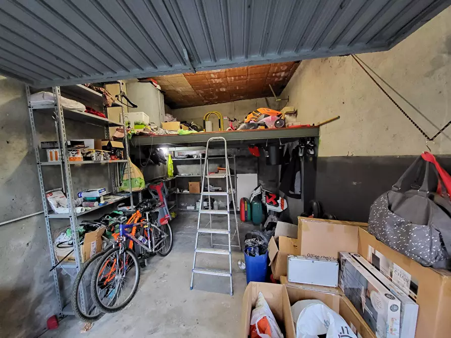 Immagine 11 di Appartamento in vendita  in Padre Daniele a Samarate