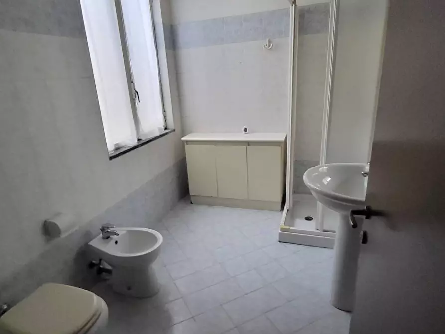 Immagine 32 di Villa in vendita  in Monte Grappa a Lonate Pozzolo