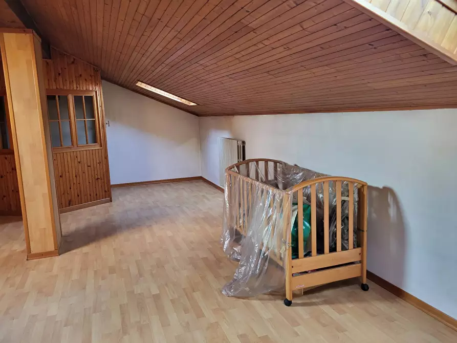 Immagine 19 di Villetta a schiera in vendita  in via Milano a Samarate