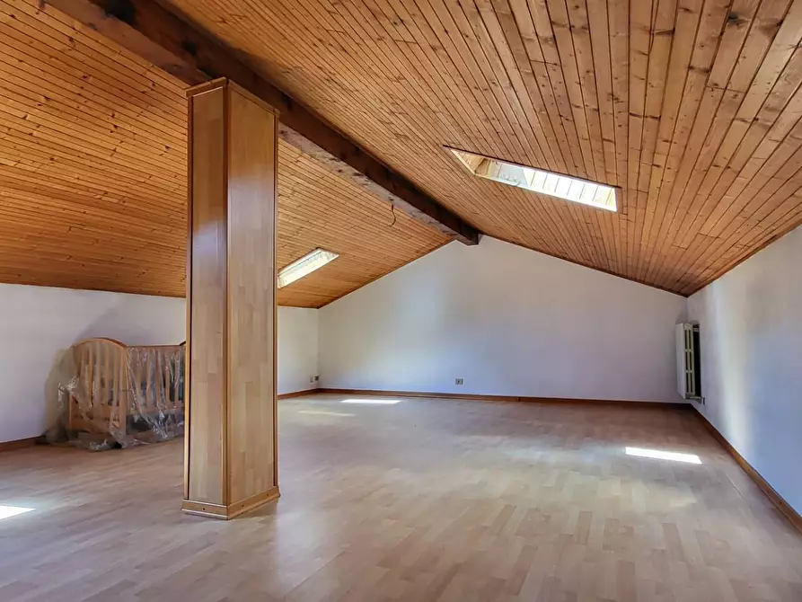 Immagine 23 di Villetta a schiera in vendita  in via Milano a Samarate