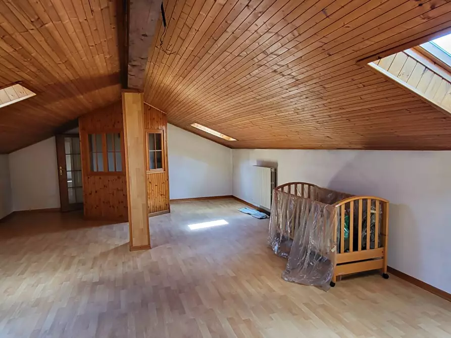 Immagine 24 di Villetta a schiera in vendita  in via Milano a Samarate