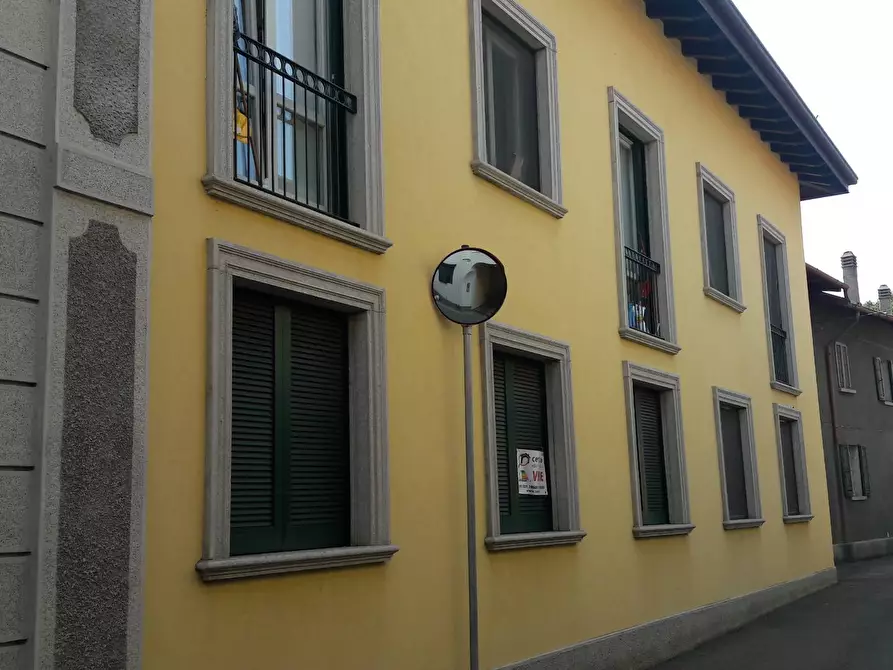 Immagine 19 di Appartamento in vendita  in Pirovano Visconti 3 a Carnago