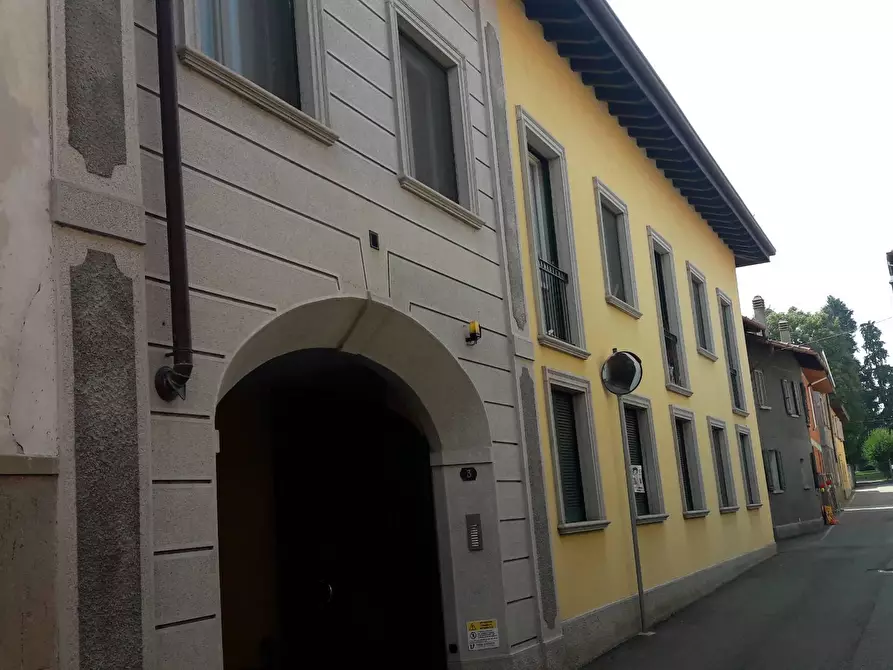 Immagine 21 di Appartamento in vendita  in Pirovano Visconti 3 a Carnago