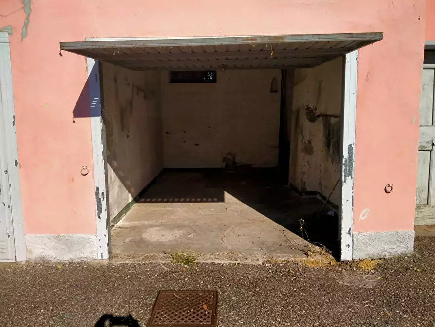 Immagine 27 di Casa semindipendente in vendita  in manzoni 7 a Albizzate