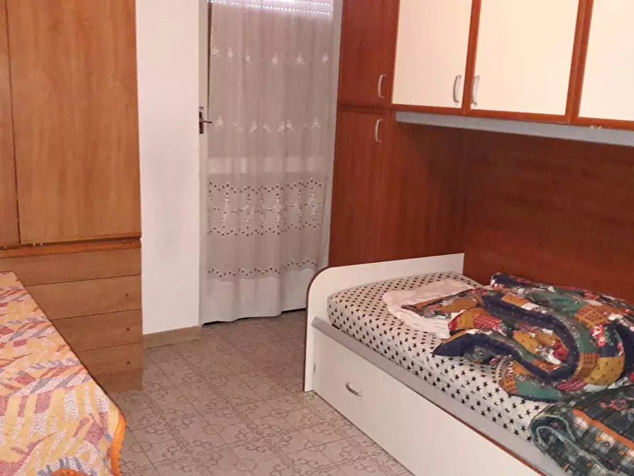 Immagine 16 di Appartamento in vendita  in via Volta a Agra