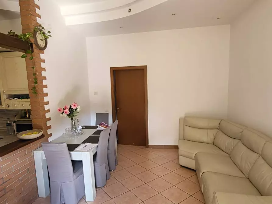 Immagine 5 di Appartamento in vendita  in Milazzo a Busto Arsizio