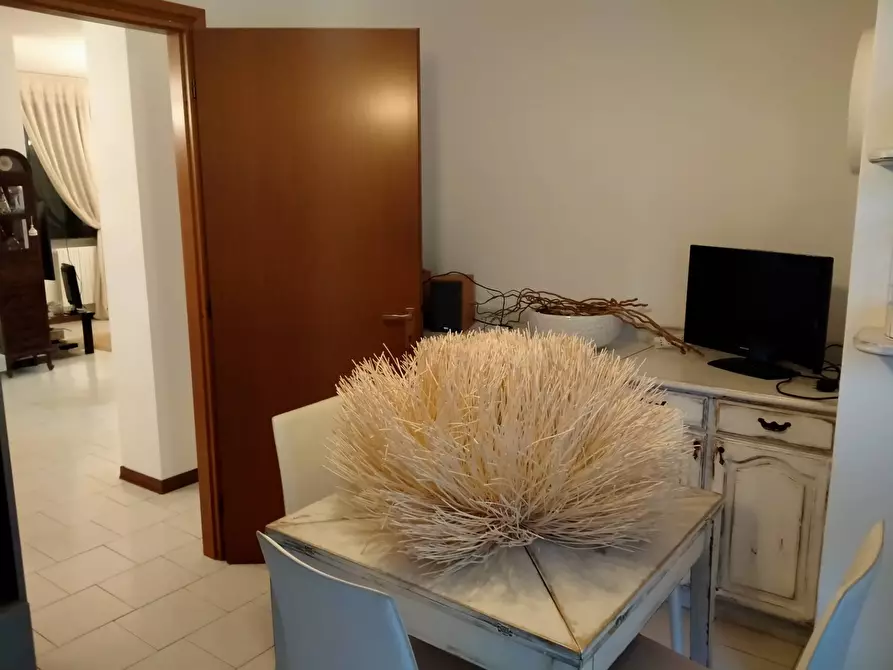 Immagine 24 di Villa in vendita  in via mayer 2 a Tradate