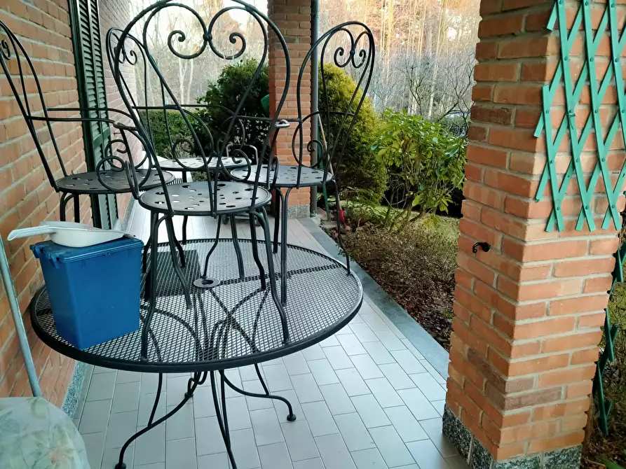 Immagine 39 di Villa in vendita  in via mayer 2 a Tradate