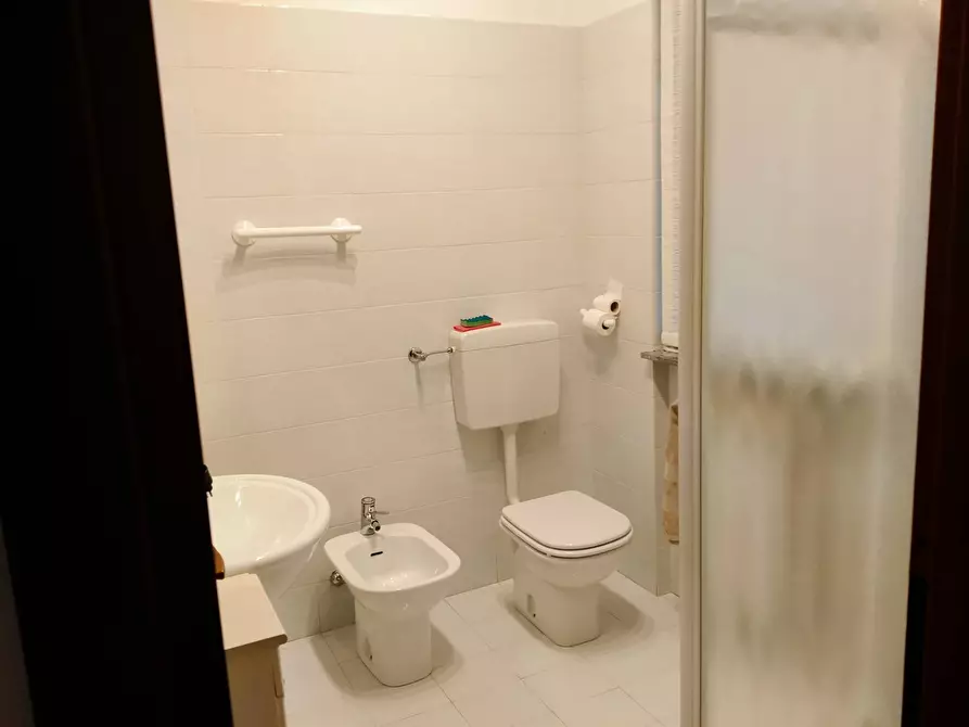 Immagine 30 di Villa in vendita  in via mayer 2 a Tradate