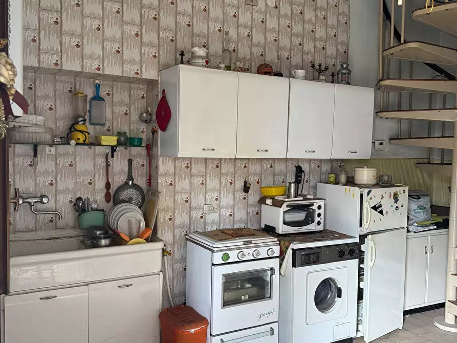 Immagine 6 di Casa semindipendente in vendita  in Gasparoli a Cassano Magnago