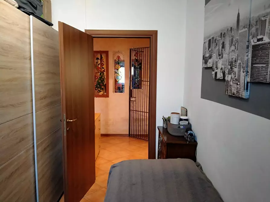 Immagine 17 di Locale commerciale in vendita  in via rossini 12 a Mornago