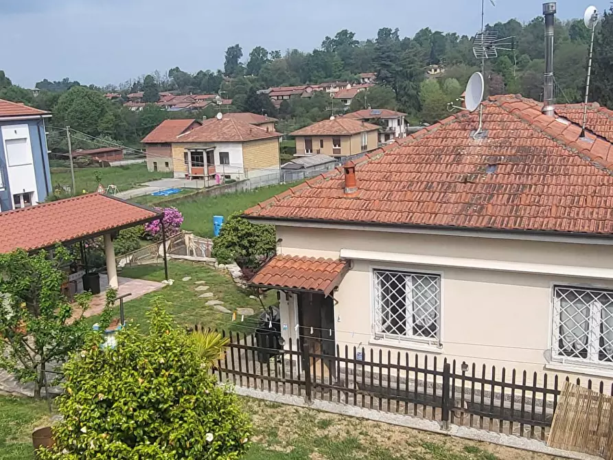 Immagine 4 di Villa in vendita  in Via Ticino a Borgo Ticino