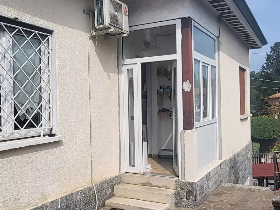 Immagine 12 di Villa in vendita  in Via Ticino a Borgo Ticino