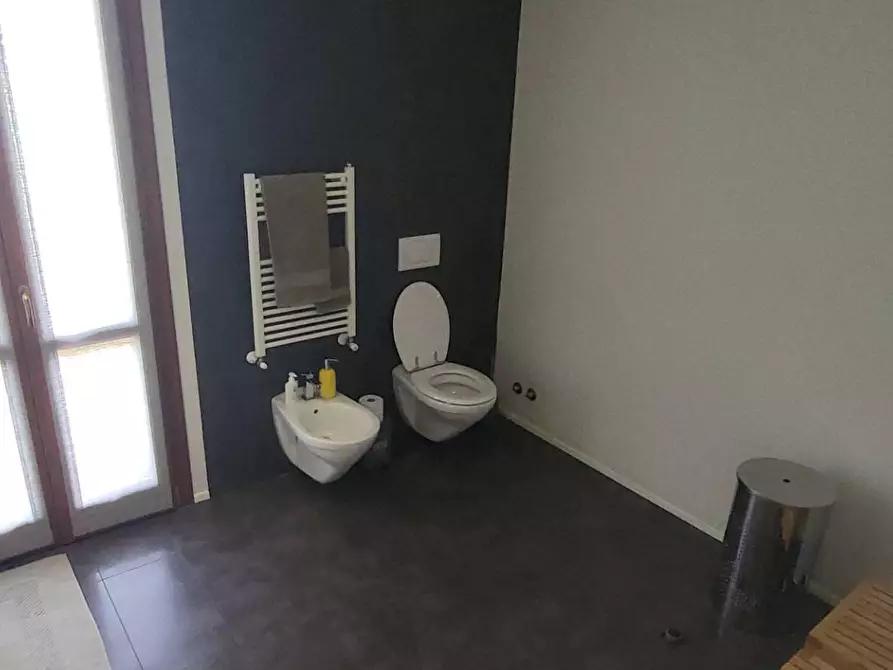 Immagine 10 di Villa in vendita  in Marco Polo 10 a Cassano Magnago