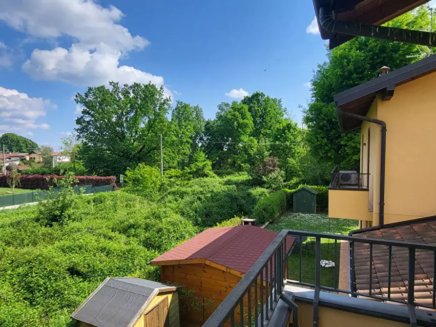Immagine 11 di Villa in vendita  in Marco Polo 10 a Cassano Magnago