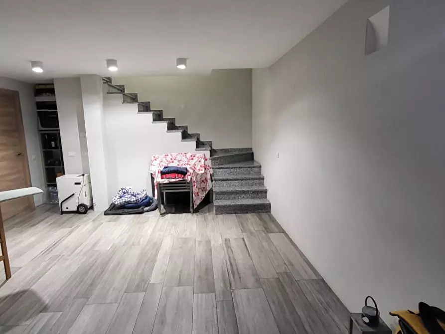 Immagine 14 di Villa in vendita  in Marco Polo 10 a Cassano Magnago