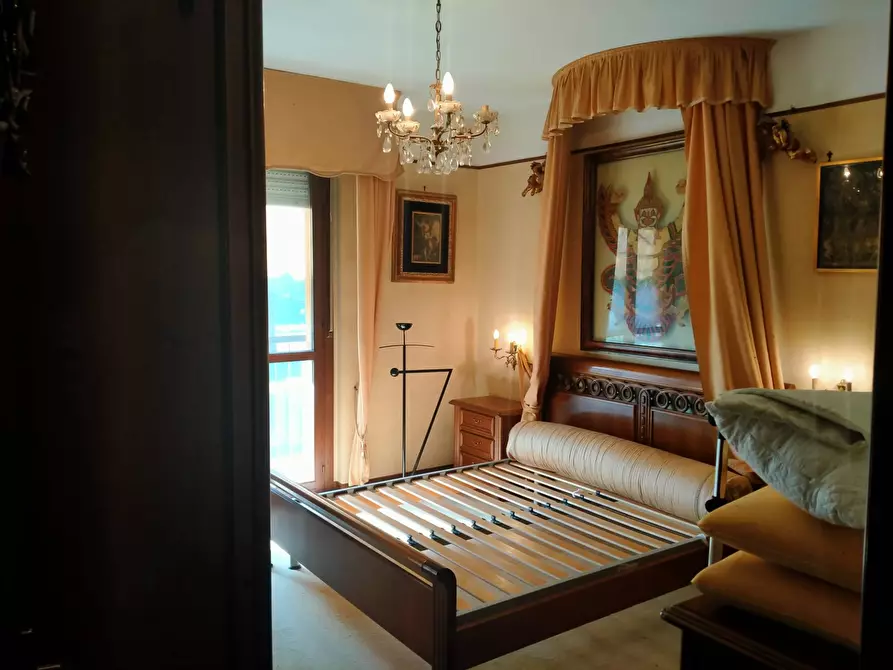 Immagine 19 di Appartamento in vendita  in uguaglianza 62 a Vergiate