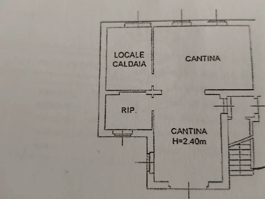 Immagine 2 di Villa in vendita  in piave 134 a Azzate