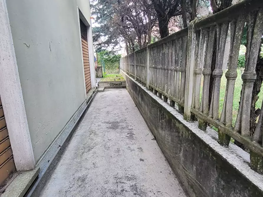 Immagine 2 di Appartamento in vendita  in paolo campi 15 a Gallarate