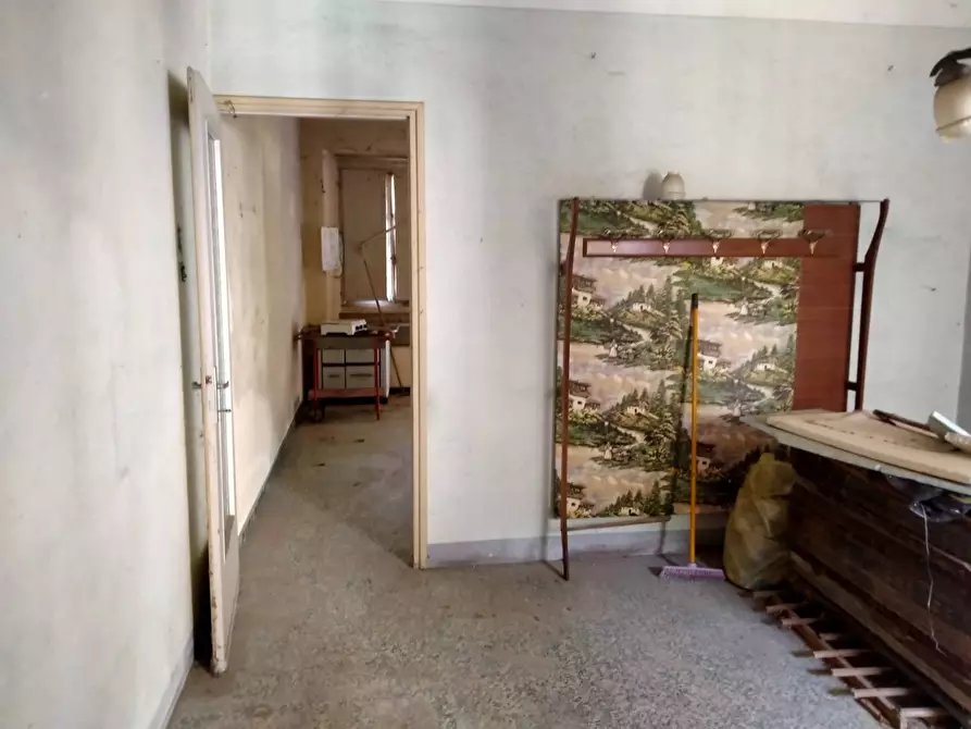 Immagine 15 di Casa indipendente in vendita  in trieste 12 a Carnago