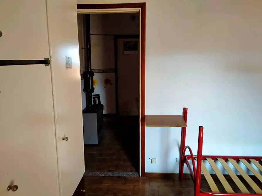 Immagine 17 di Appartamento in vendita  in CAVOUR 5 a Azzio