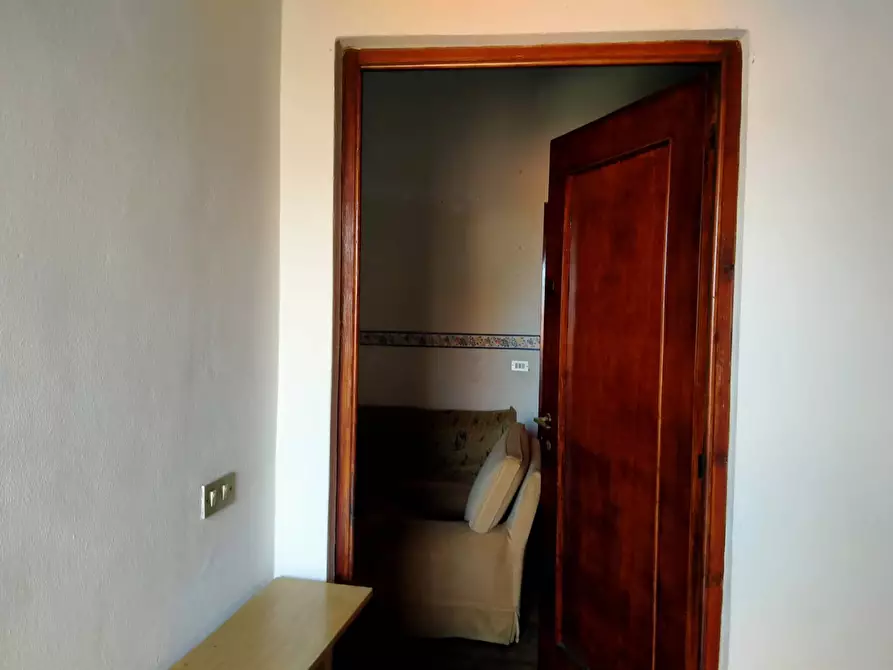 Immagine 19 di Appartamento in vendita  in CAVOUR 5 a Azzio