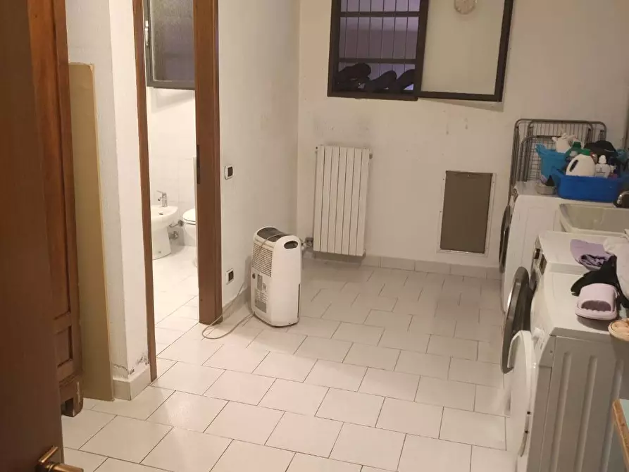 Immagine 53 di Villa in vendita  in via mayer 2 a Tradate