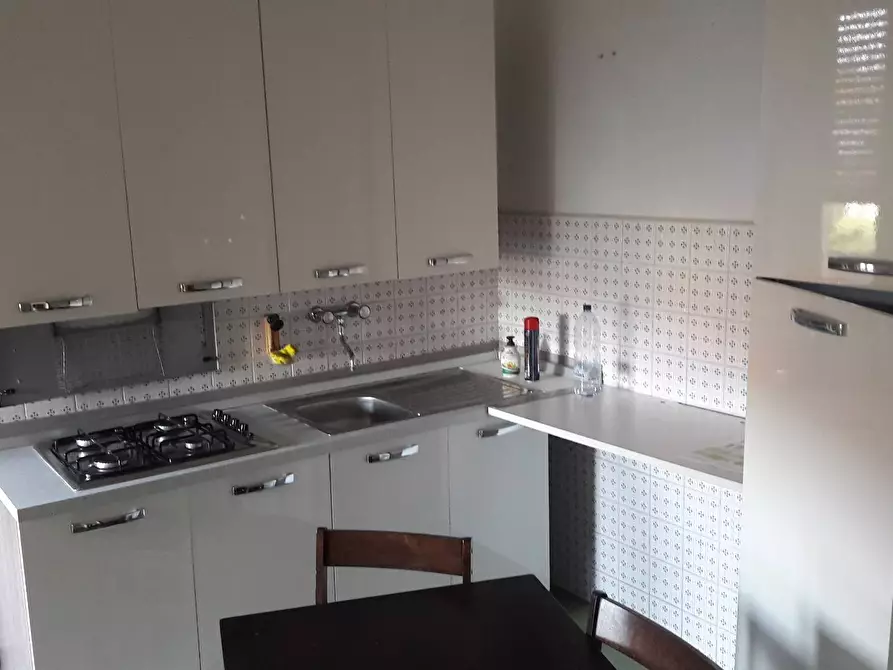Immagine 1 di Appartamento in affitto  a Barasso