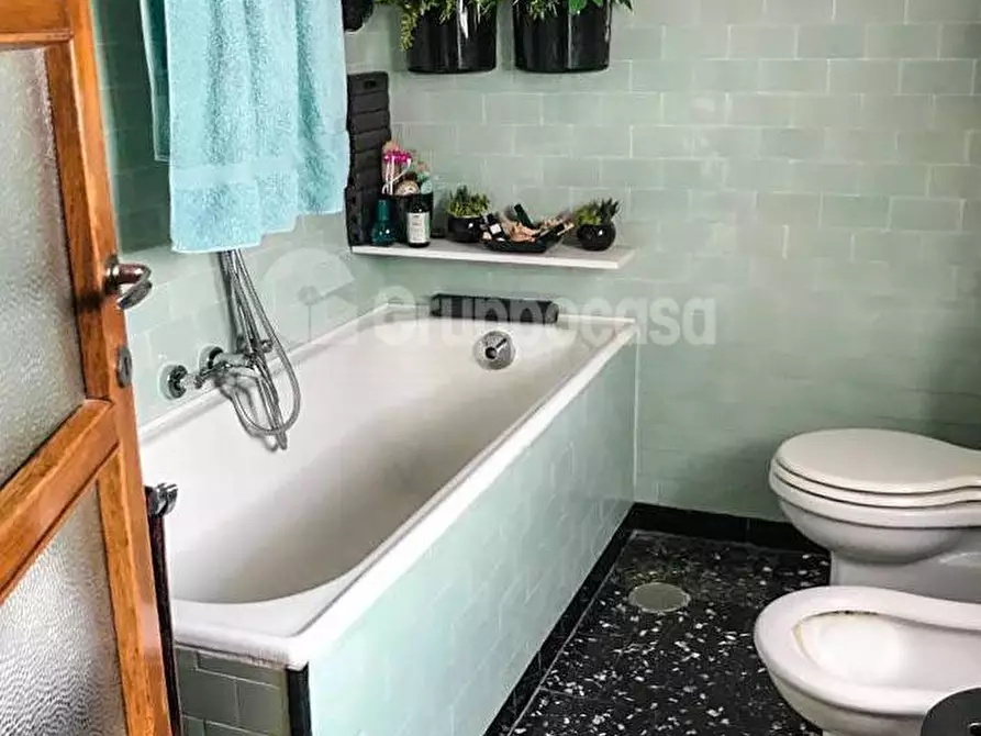 Immagine 10 di Casa indipendente in vendita  in Via Dante 34 a Bernate Ticino