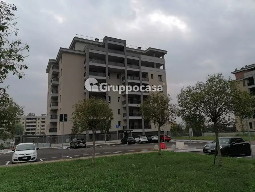 Immagine 23 di Ufficio in affitto  in Via S. Girolamo Emiliani 21 a Magenta