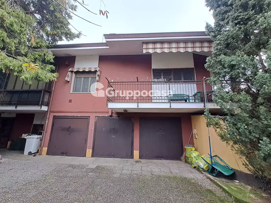 Immagine 21 di Villa in vendita  in Via Settembrini 10 a Corbetta