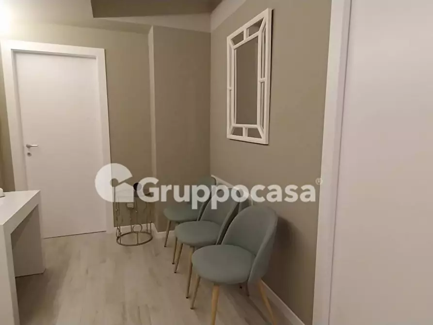 Immagine 6 di Ufficio in affitto  in Via S. Girolamo Emiliani 21 a Magenta