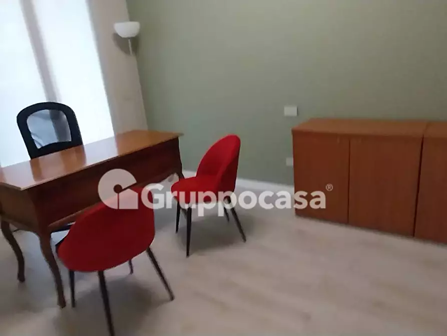 Immagine 12 di Ufficio in affitto  in Via S. Girolamo Emiliani 21 a Magenta