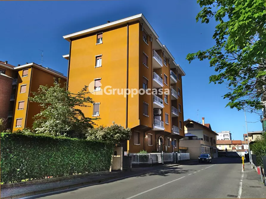 Immagine 1 di Appartamento in vendita  in via Casati 16 a Magenta