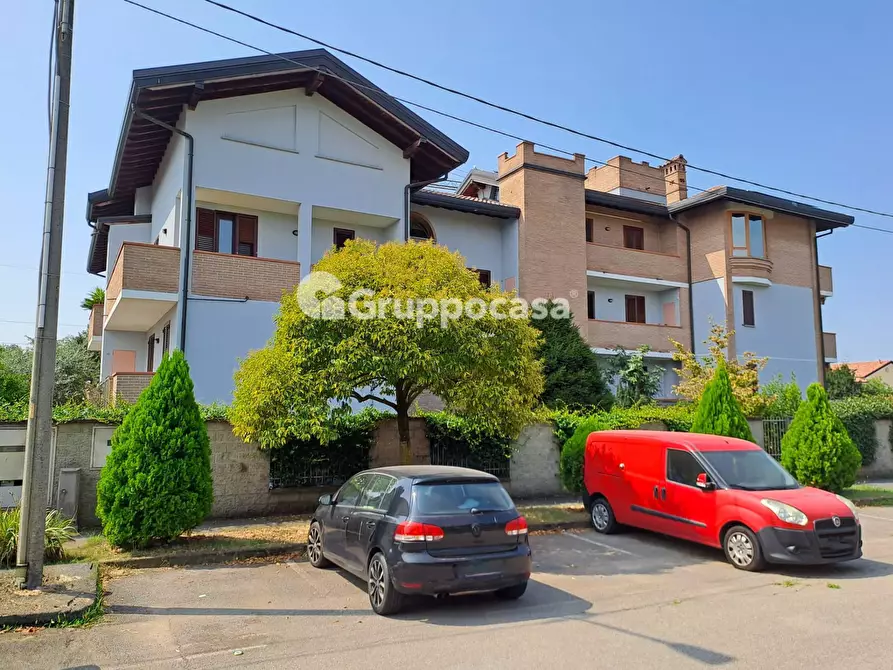 Immagine 1 di Appartamento in vendita  in via F.lli di Dio 5 a Corbetta