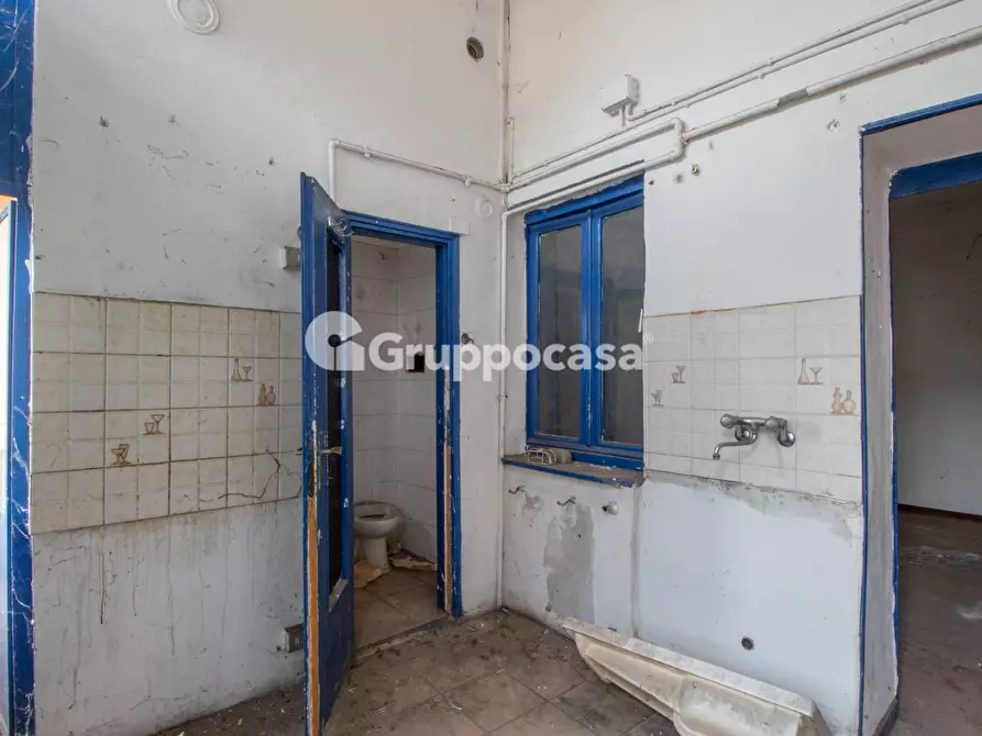 Immagine 23 di Appartamento in vendita  in via Giulini 8 a Bernate Ticino