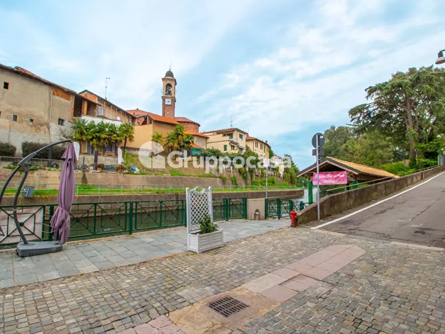 Immagine 33 di Appartamento in vendita  in via Giulini 8 a Bernate Ticino