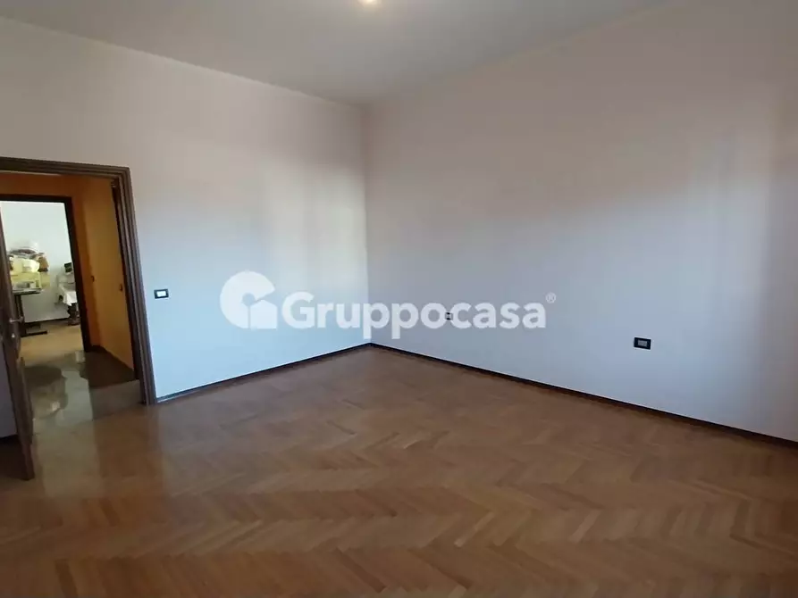 Immagine 11 di Ufficio in affitto  in Via Fornaroli 56 a Magenta