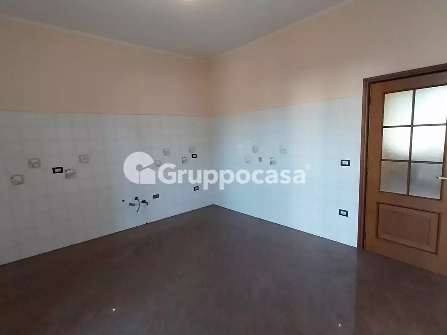 Immagine 15 di Ufficio in affitto  in Via Fornaroli 56 a Magenta