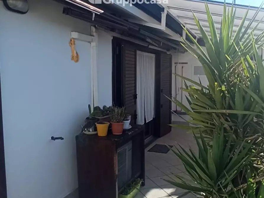 Immagine 14 di Appartamento in vendita  in via Renato Cartesio 1 a Magenta