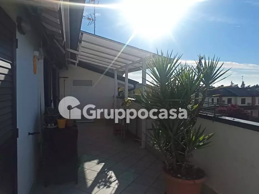 Immagine 18 di Appartamento in vendita  in via Renato Cartesio 1 a Magenta