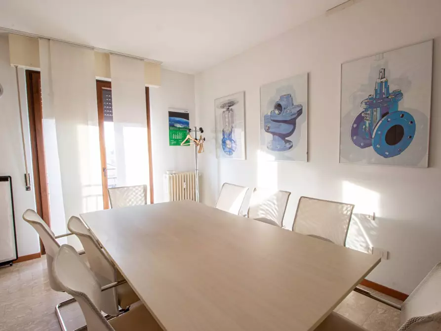 Immagine 15 di Ufficio in affitto  in Piazza Vittorio Veneto 4 a Magenta