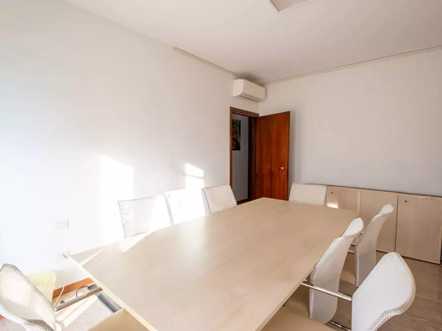 Immagine 16 di Ufficio in affitto  in Piazza Vittorio Veneto 4 a Magenta