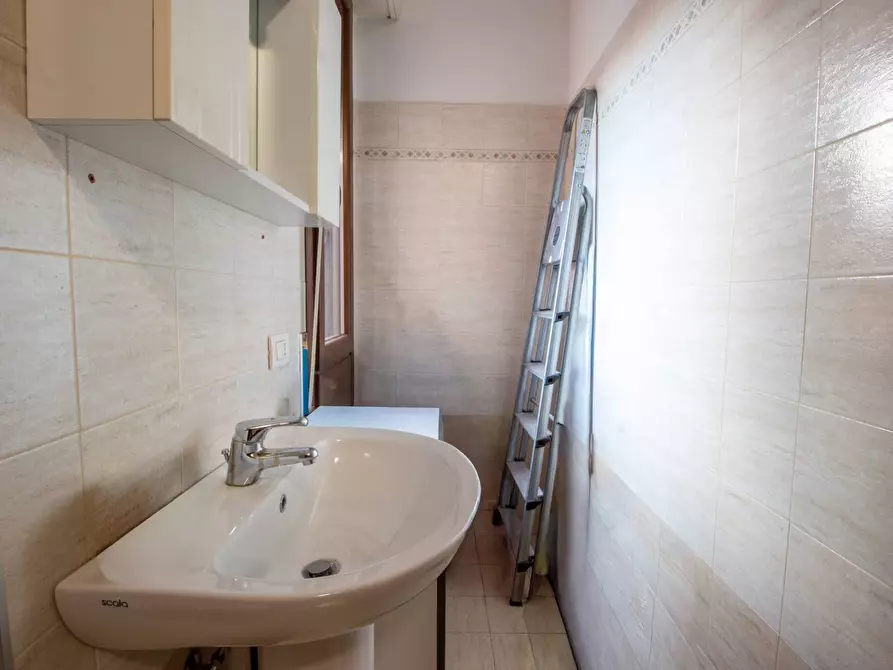 Immagine 26 di Ufficio in affitto  in Piazza Vittorio Veneto 4 a Magenta