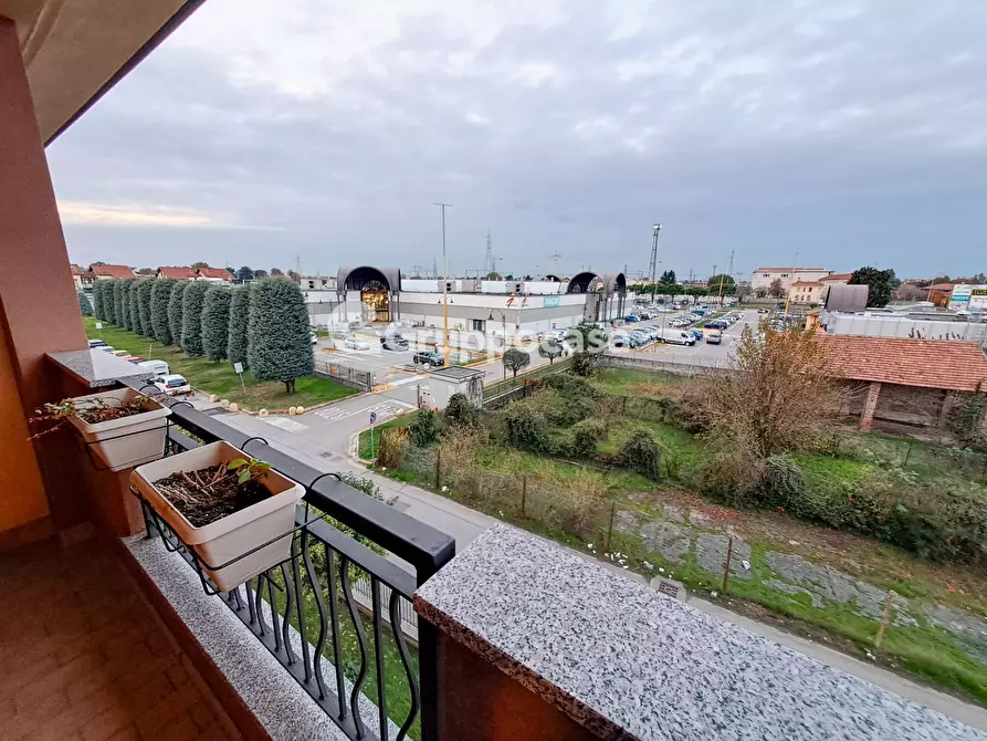 Immagine 14 di Appartamento in vendita  in via piave 9 a Magenta