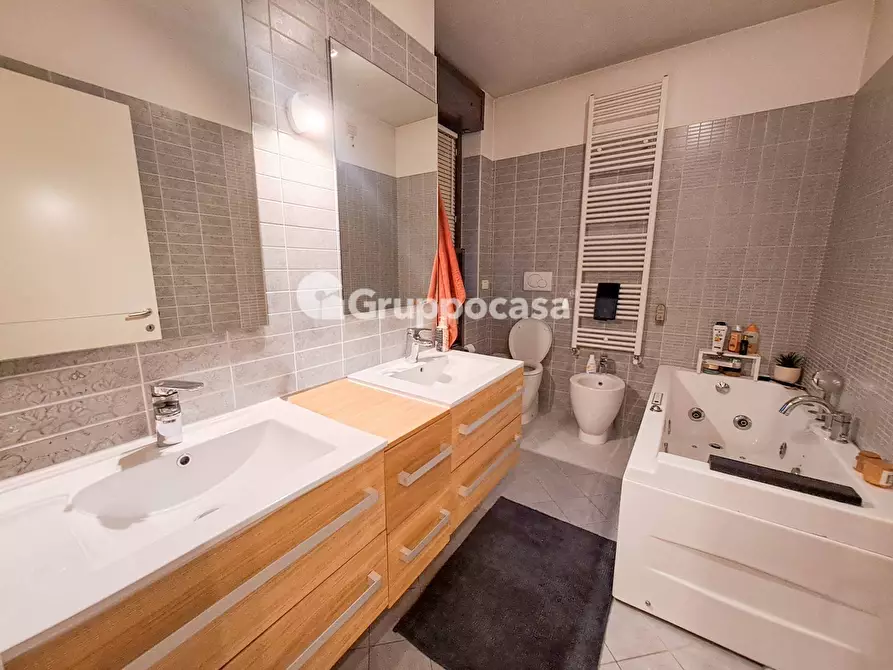 Immagine 19 di Appartamento in vendita  in via piave 9 a Magenta